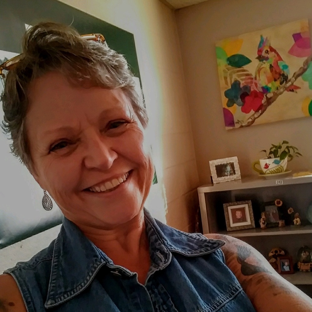 Meet your Posher, Joann